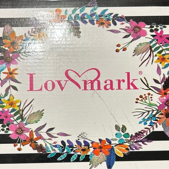 Red suede shoes - Picture 7 of 8